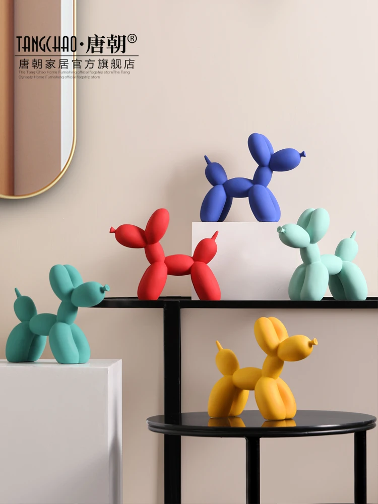 

Modern Home Decoration Simple Simple Balloon Decoration Dog Living Room of American Wine Cabinet TV Cabinet Decoration