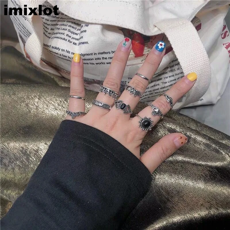 

10Pcs/Set Retro Gothic Punk Silver color Metal Geometric Love Flower Set Ring For woman girls Bohemia party jewelry
