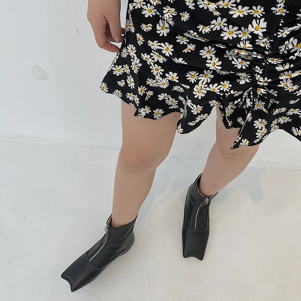 

WETKISS Women's Fashion Square Strange Toe Ankle Boots Low Block Heel Metal Decoration Zipper Casual Bootie