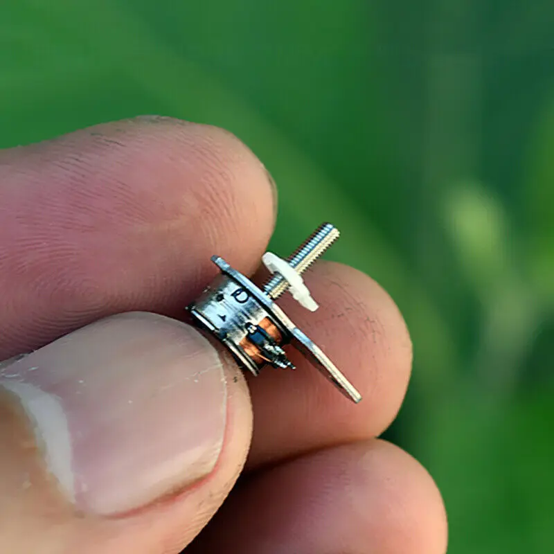 Микро 2 фазный 4 проводной шаговый двигатель микро мини диаметр 7 мм маленький