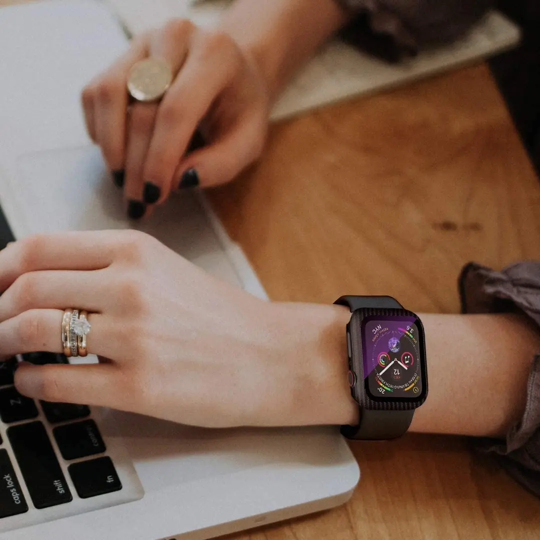 Чехол для Apple Watch 40 мм 44 бампер из углеродного волокна и защитная пленка экрана iwatch