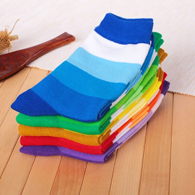 

5 Pair Men Gradient Rainbow Colorful Stripes Long Socks Breathable Deodorant Harajuku Casual Sport Cotton Tube Stockings
