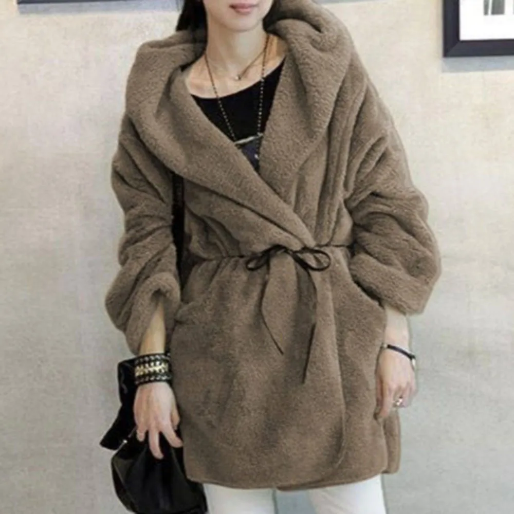 Осенне весеннее пальто с искусственным мехом женское корейское теплое плюшевым