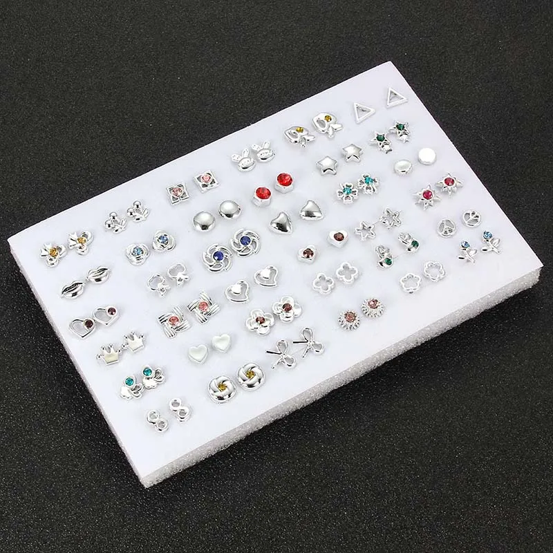 Новое поступление круглые треугольные серьги гвоздики из сплава черного