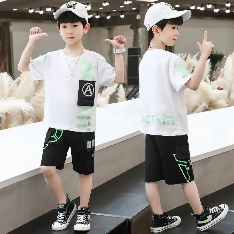 Комплект из шорт и шортов для мальчиков 4-12 лет |