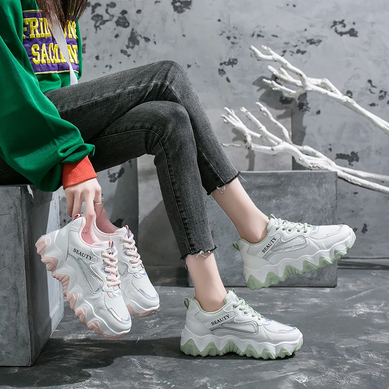 

Women's Shoes