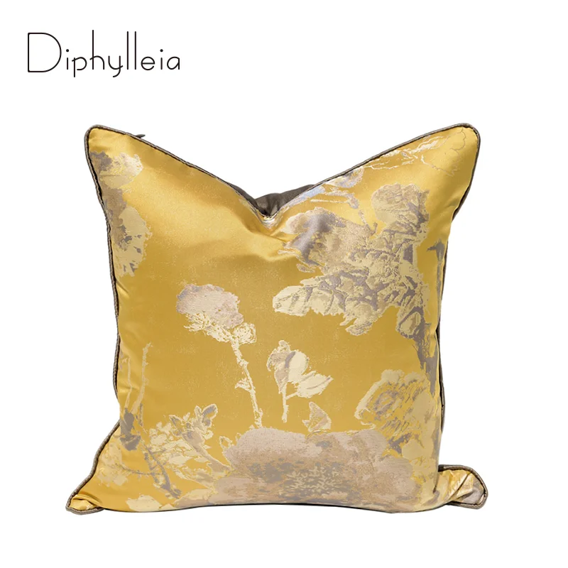 

Diphylleia Pillow Cover Luxurious Artistic Oriental Handicraft High-End Abstract Lotus Decorative Cushion Case Yellow Brocade