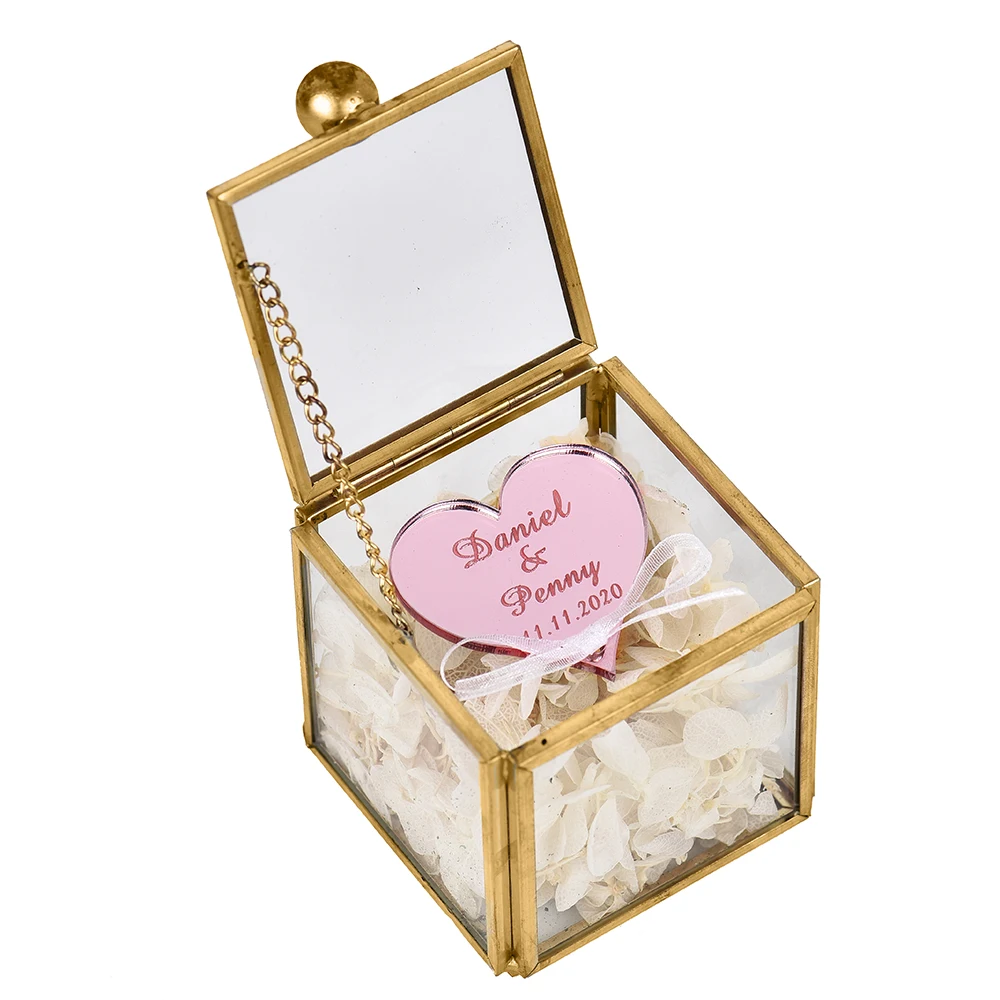 Персонализированный стеклянный футляр для кольца с гравировкой медный