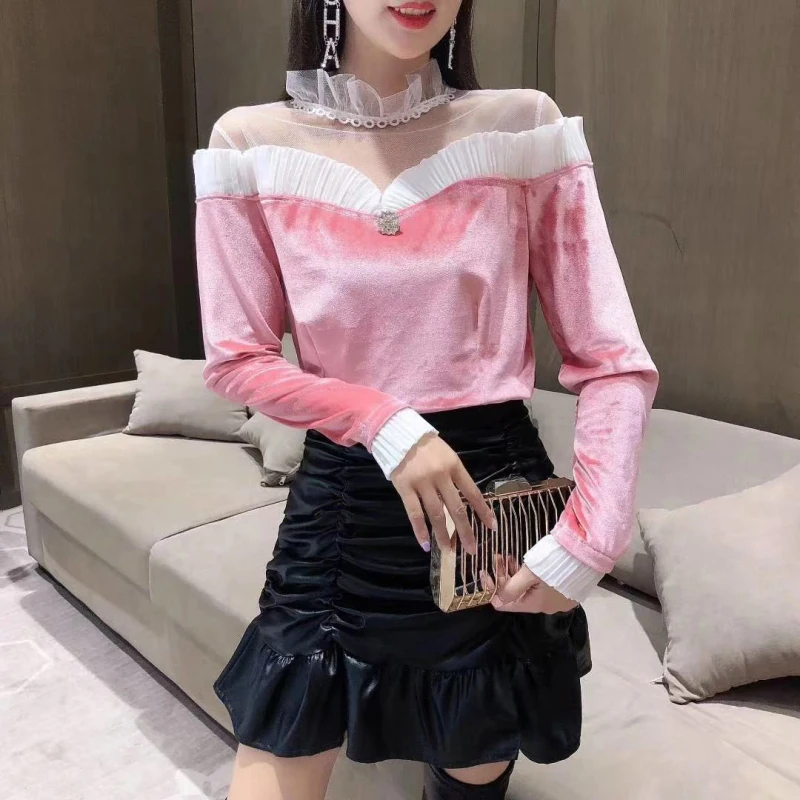 Spring 2019 New Women Long Sleeve Velvet Shirt Stitching Patchwork Transparent Mesh Top Casual Fashion Commuting Blouse