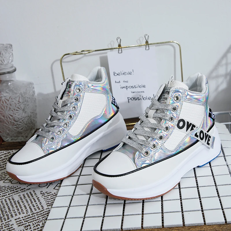 Женские кроссовки на массивном каблуке коллекция 2019 года модная женская обувь