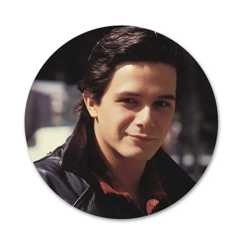 Модные значки Alejandro Sanz украшения броши металлические для одежды рюкзака|Значки| |