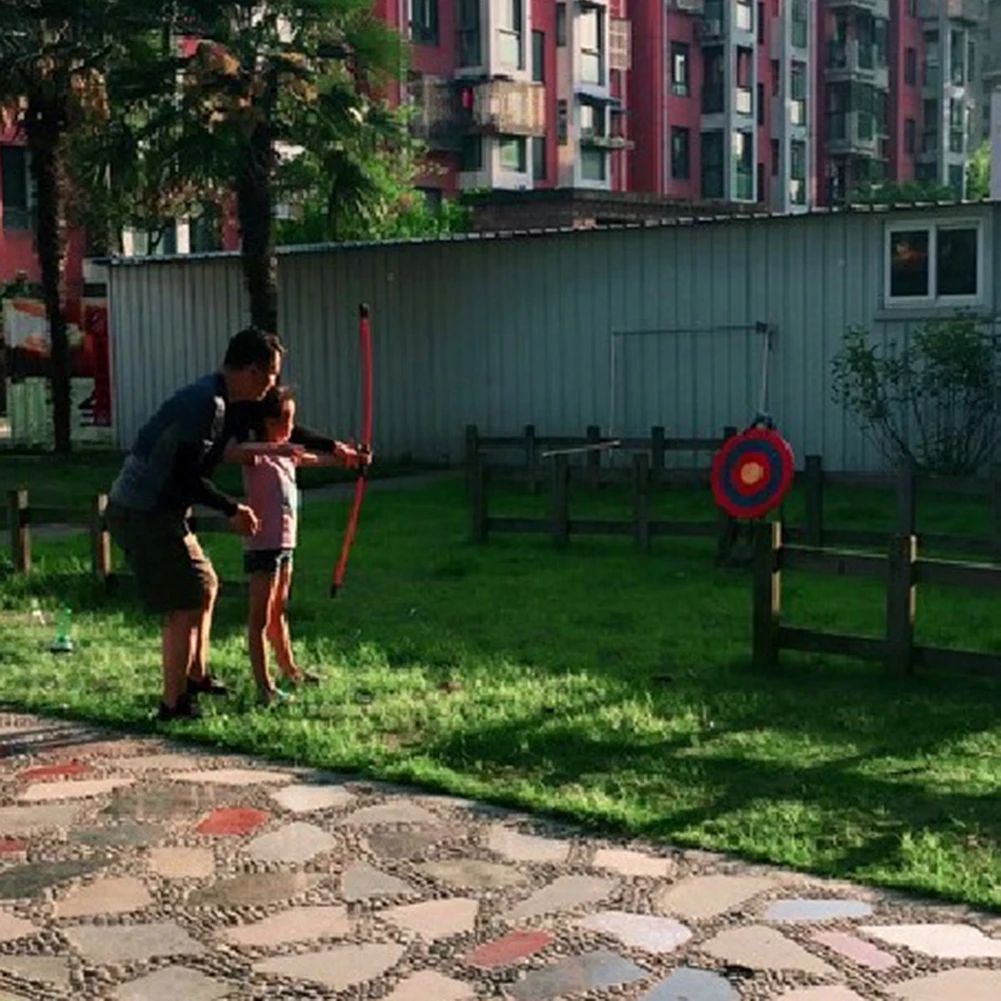 

Bow Arrow Shooting Target Compound Bow Recurve Bow Shooting Target Grass Archery Straw Target for Outdoor Indoor Entertainment