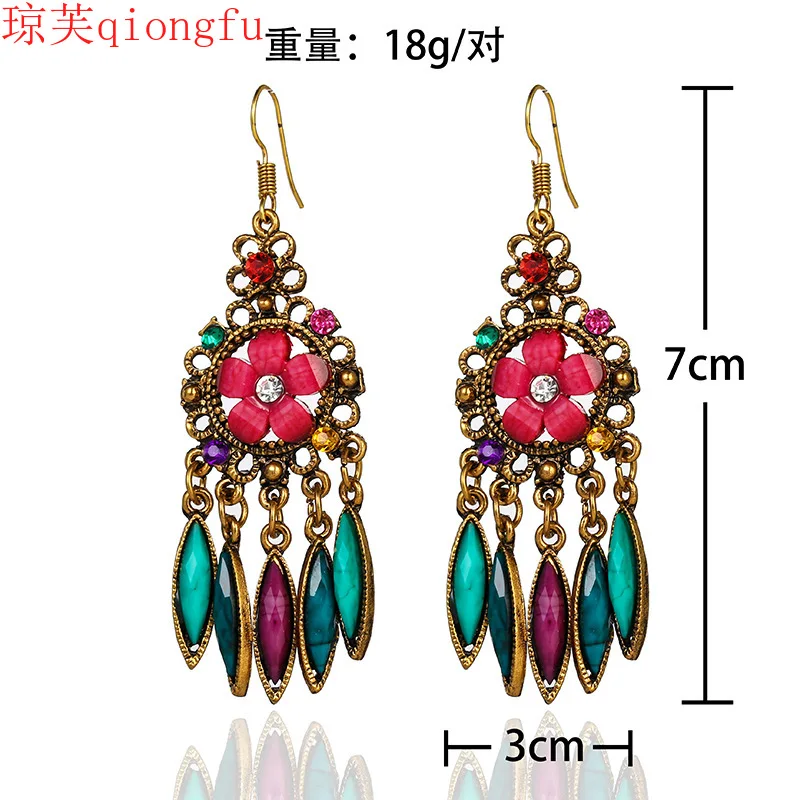 

2021 Fashionable Personality Bohemian Creative Small Flower Ethnic Style Retro Tassel Earrings Female Yunnan Earring Gift