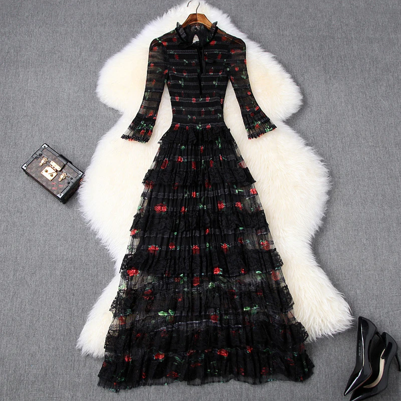 Дизайнерское длинное платье с автопортретом элегантное кружевное лоскутное