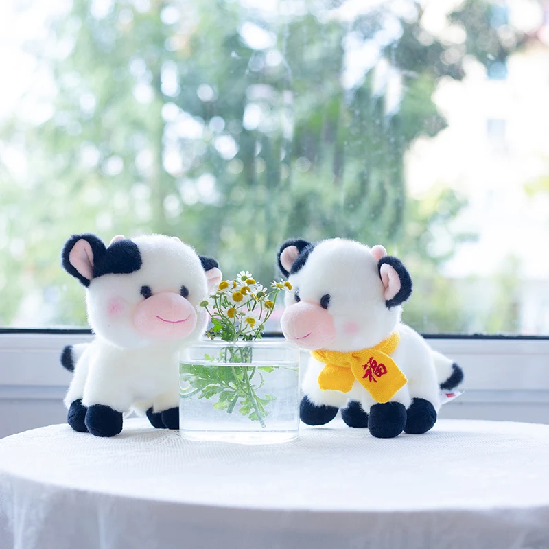 

18/25cm Cute Lucky Wear Scarf Milk Cow Plush Toys Cartoon Lovely Happy Cattle Doll Stuffed Animal Mascot for Children Girls Gift