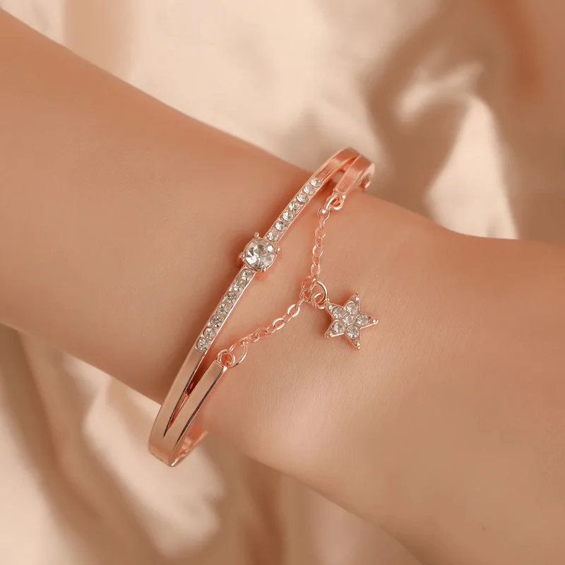 

Zircon Bracelet 2022 Five-pointed Star Shiny Rhinestone Gold Bangles Bracelet Women Girls Luxury Jewelry Charm Bracelet Gift