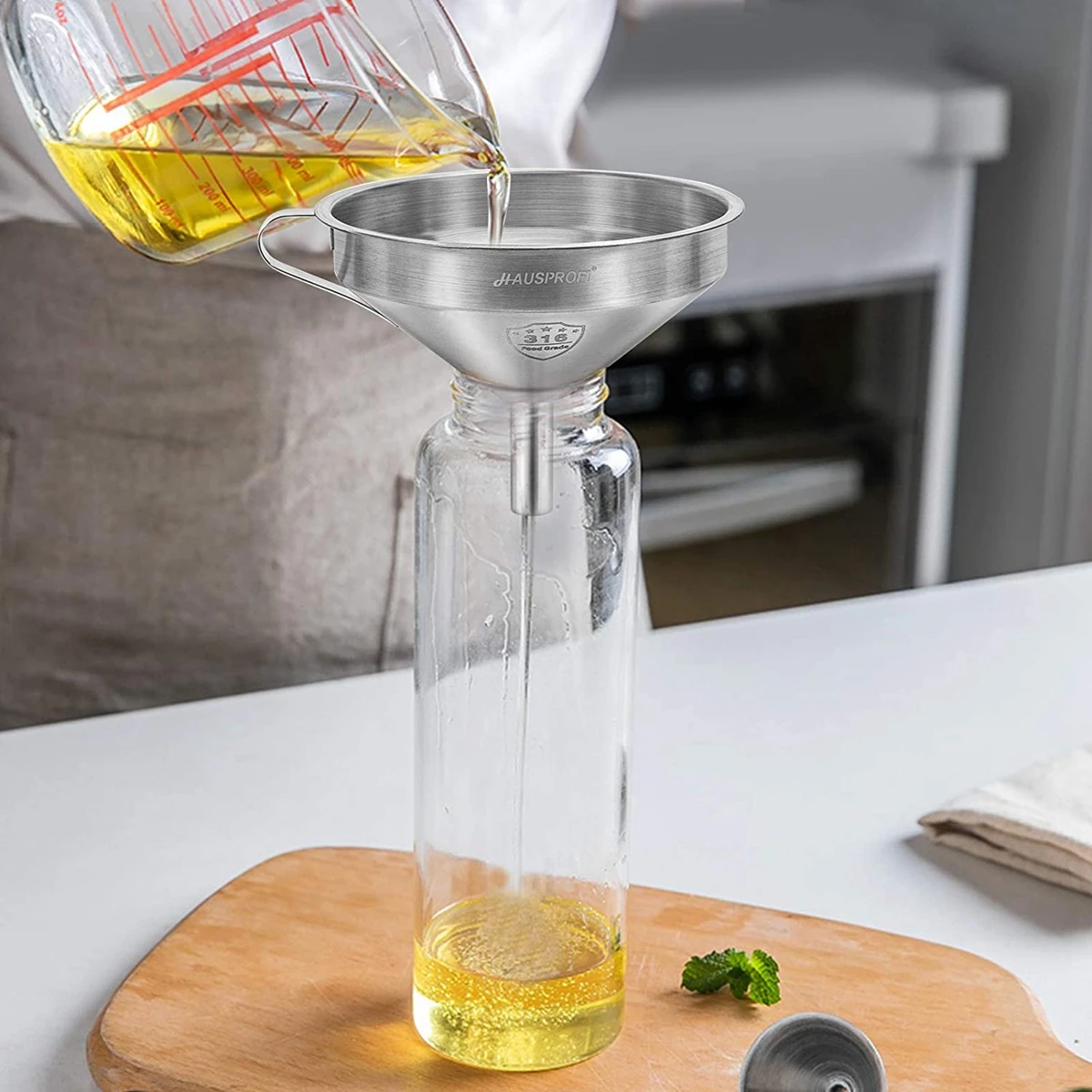 

Kitchen Funnel for Filling Bottles, Cooking Oil Funnel with Strainer and 200 Mesh Filter, Tea Grease Juice Food Strainer Kitchen