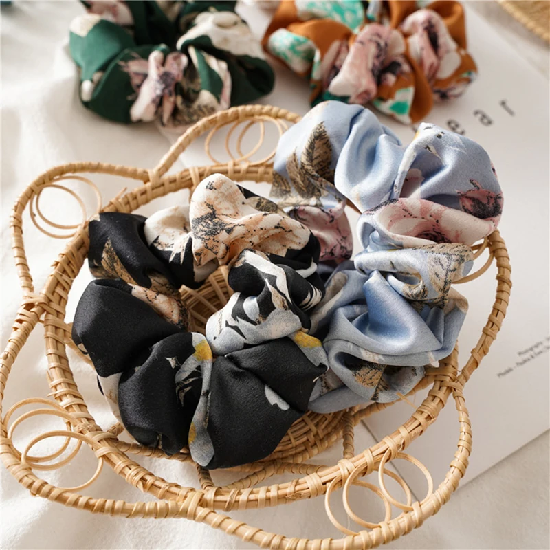 

Floral Print Women Silk Scrunchie Elastic Handmade Multicolor Hair Band Ponytail Holder Headband Hair Accessories 1PC Satin Silk