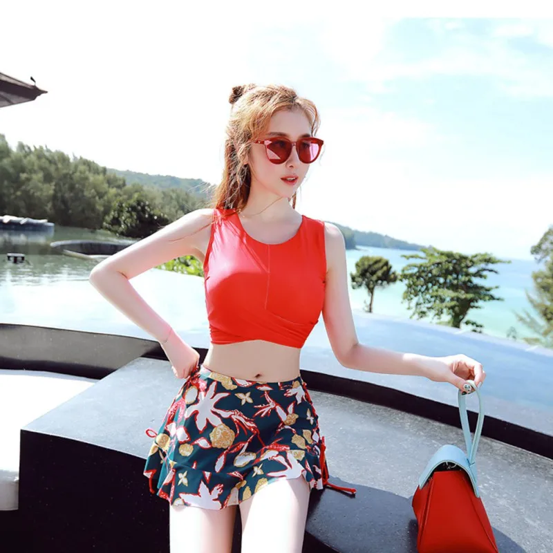 

Women Swimsuit Split Fashion Sexy Swimwear Ladies Three-piece Suit Thin Chest Gathered Cover Bell Appeal New Two-Piece Suits