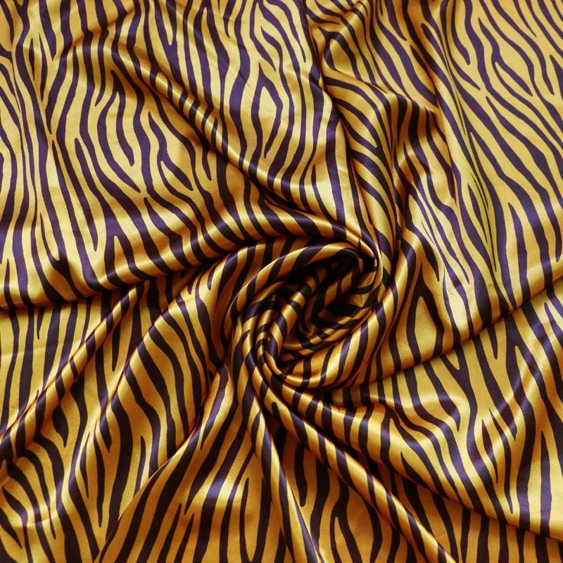 От Meter Мягкая атласная ткань полосатая подкладка с геометрическим узором - купить