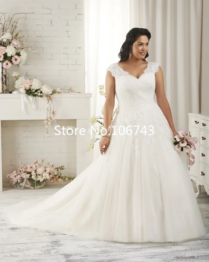 Высокое качество размера плюс v-образный вырез с аппликации кружевные со