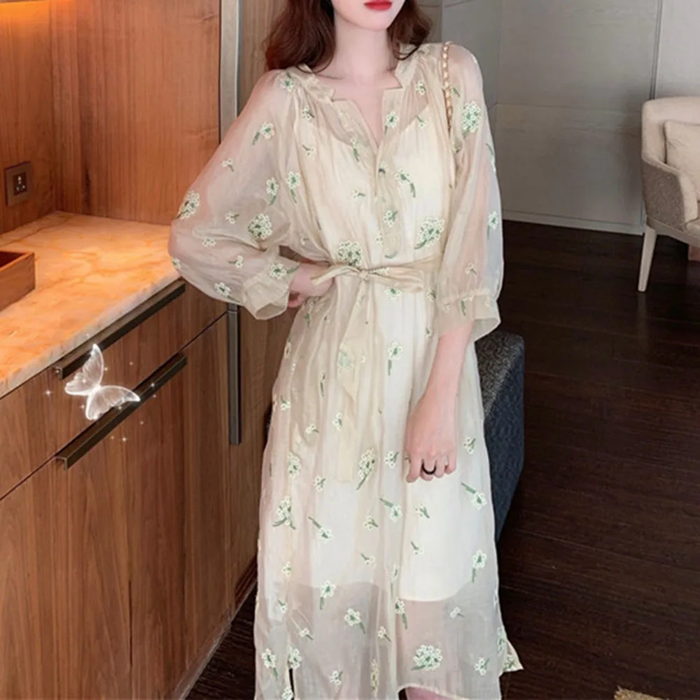 

2021 Spring New Style Small Fresh French Waist Fairy Style Flower Print Long Skirt Temperament Fashion Commuter V-neck Dress