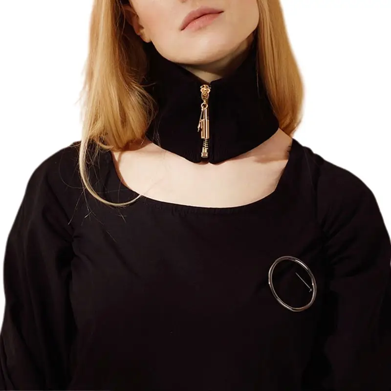 Женский зимний чокер с геометрическим кольцом на молнии ребристый вязаный