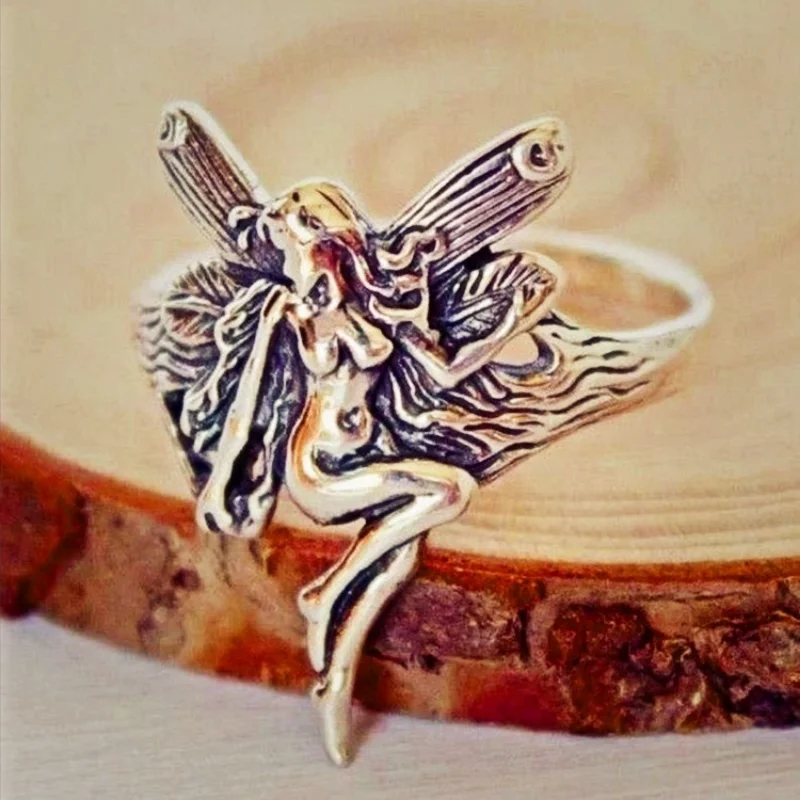 

New Retro Holy Angel Wings Ring New Simple Ring Fashion Wild Ring Ladies Ring Punk Style Ring