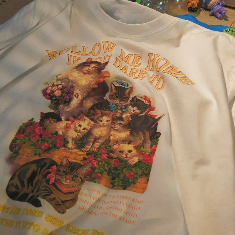 Футболка женская оверсайз с круглым вырезом и принтом Котенок | Женская одежда