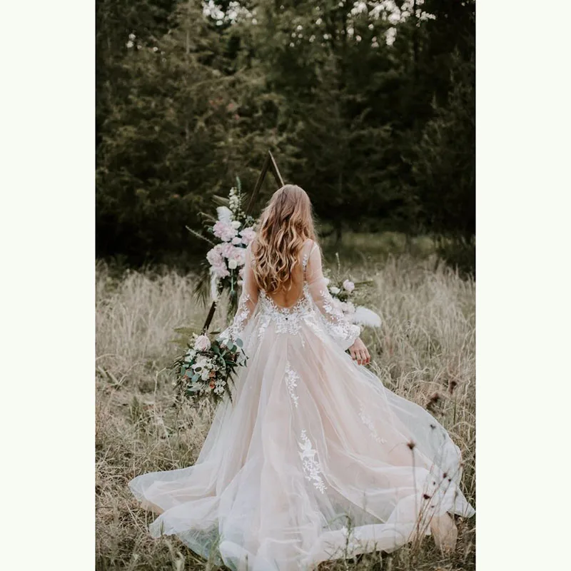 

Modern Garden A Line Long Sleeve Bridal Wedding Gowns Lace Applique Deep V Neckline Wedding Dresses for Bride Open Back On Sale