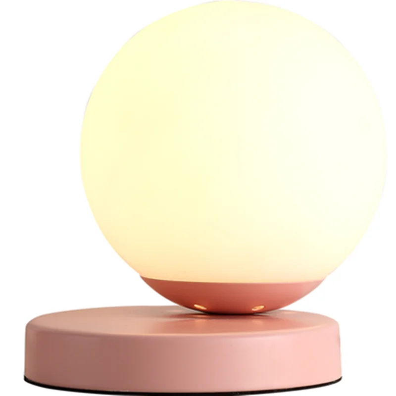 Скандинавская настольная лампа простой современный прикроватный светильник