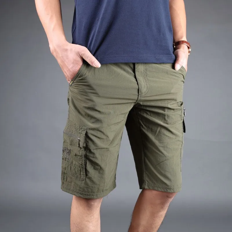Летние тонкие быстросохнущие мужские шорты до колена с множеством карманов