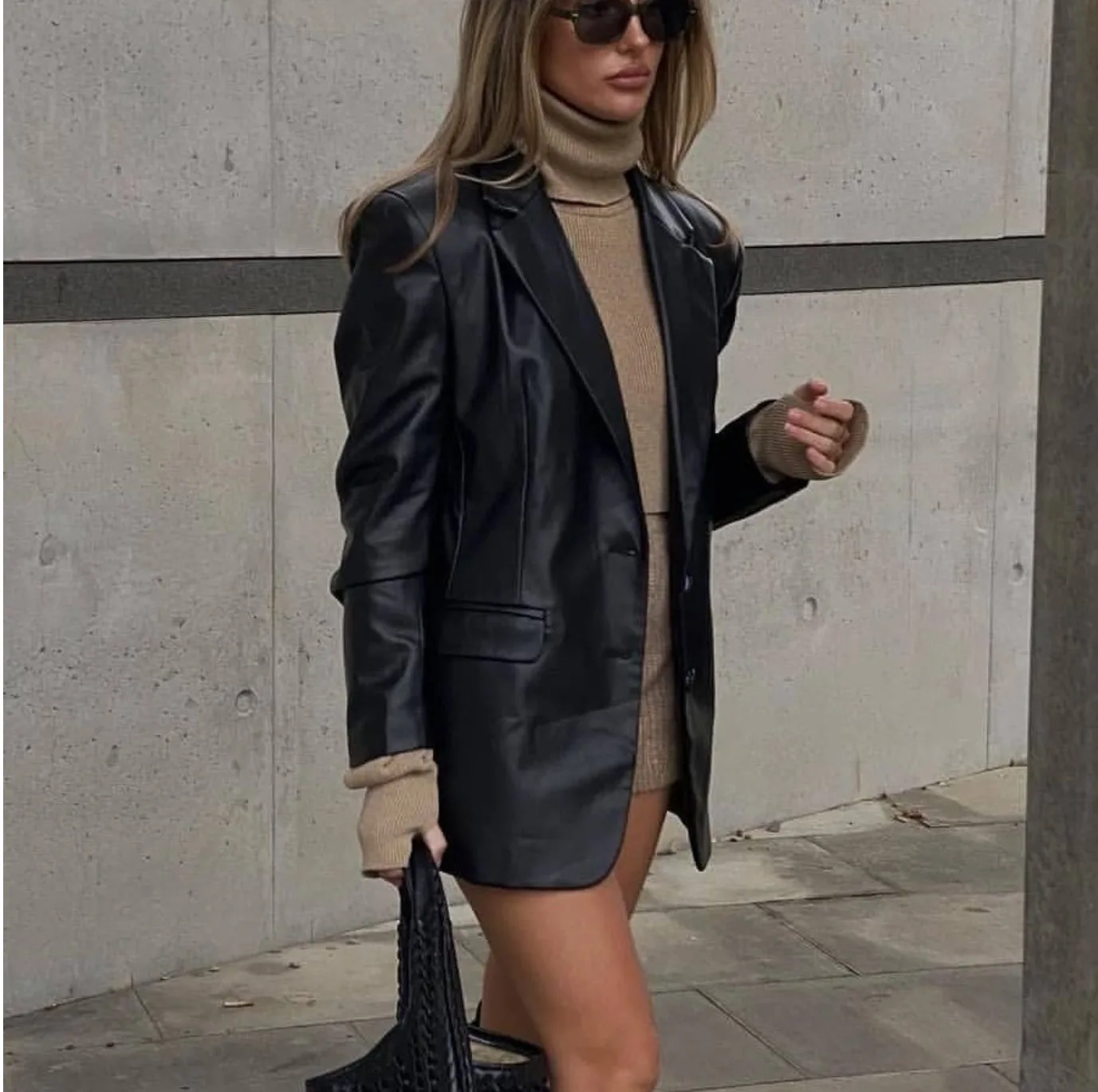 Women's Leather Jacket 2021 Autumn Winter Casual PU Loose Jackets Female Streetwear Spring Fashion Faux Fur black Blazer Coat