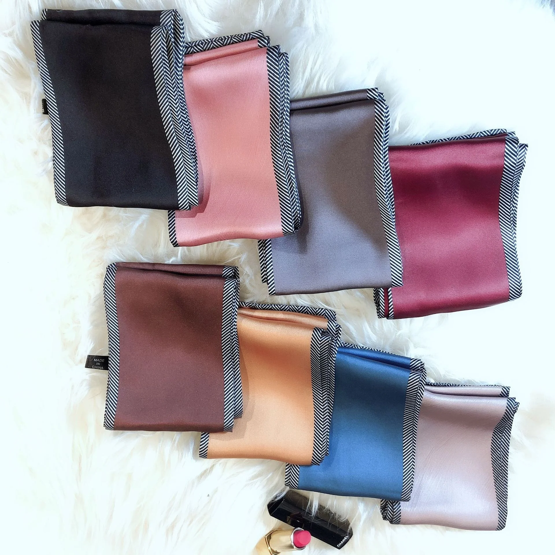 Шарф женский с бахромой и краями Шелковый маленький мягкий Многофункциональный