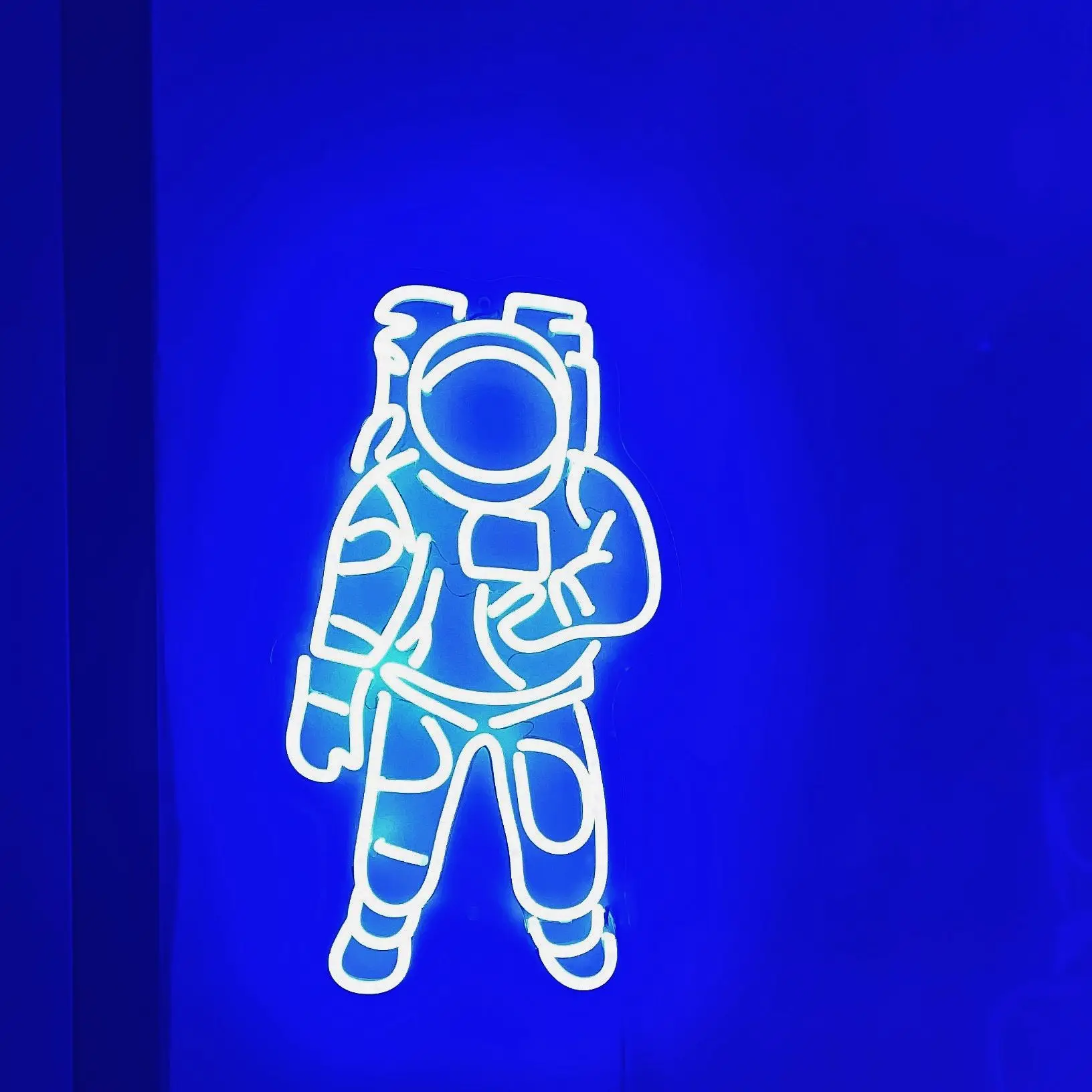 Astronaut Neon Sign Handmade Custom LED Wedding Light Sign Neon LED Sign Neon Lights Neon Sign Bedroom Girl LED Neon