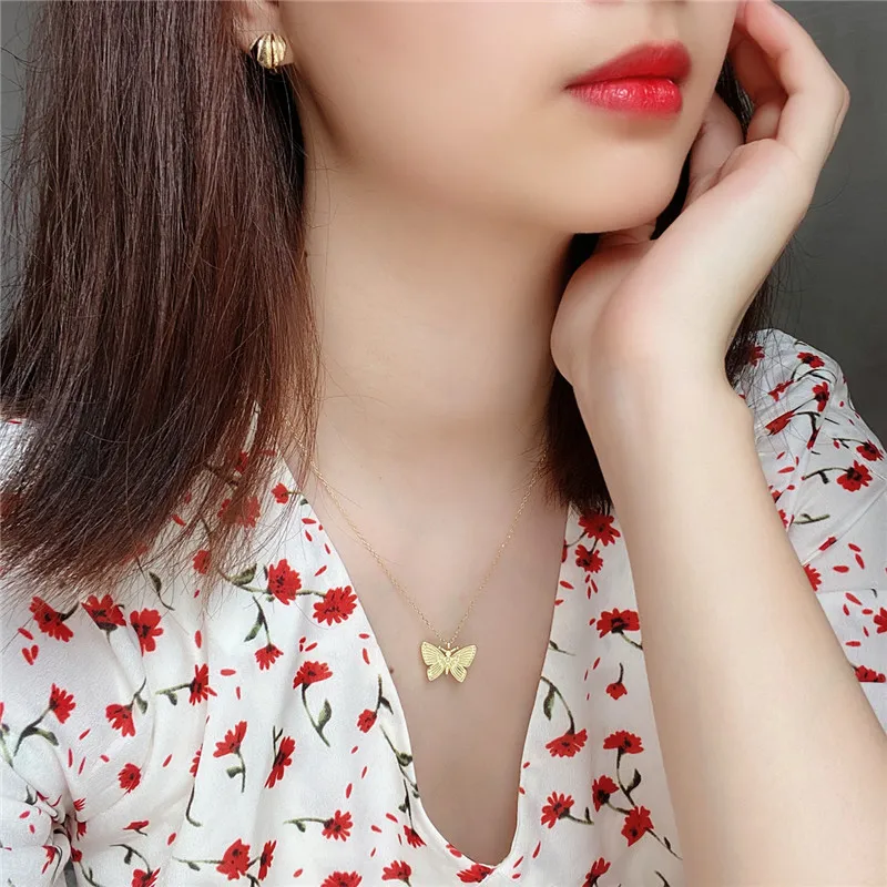

POFUNUO Real 925 Sterling Silver Women Fashion 18K Gold Butterfly Pendant Necklace Classic Female Delicate Niche Choker Necklace