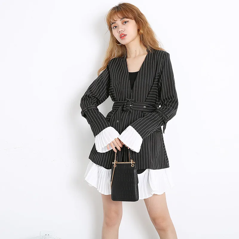 

2020 Autumn And Winter New Fashion V Neck Coat Long Sleeve Stripe Stitching Adjustable Waist Temperament Suit Female Jacket C543