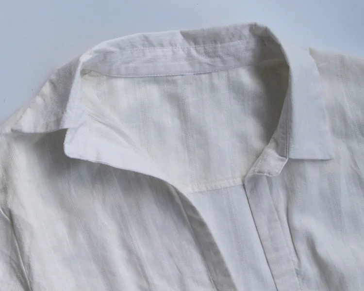 Женская блузка с воротником лацканами белая рубашка перекрученными узлами и