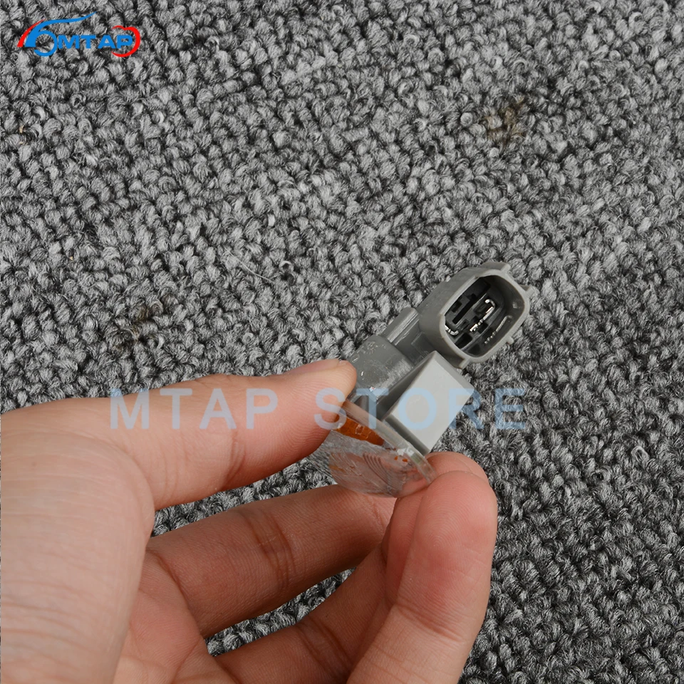 Фонарь указателя поворота MTAP для Lexus ES240 GS300 IS250 |