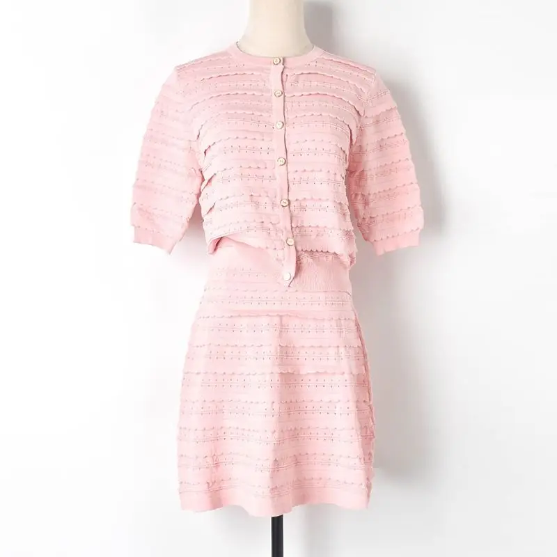 Женский костюм из двух предметов розовый ажурный кардиган с коротким рукавом и