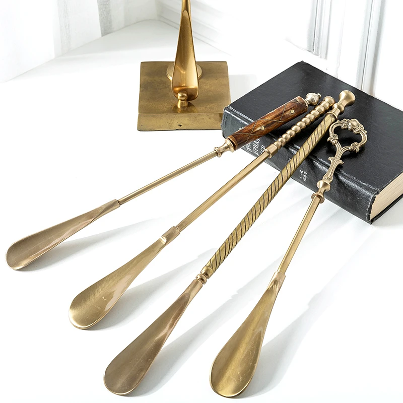 For Elderly Shoe Lifting Device Modern Retro Creative Shoe Wearing Artifact Long Handle Shoe Horn