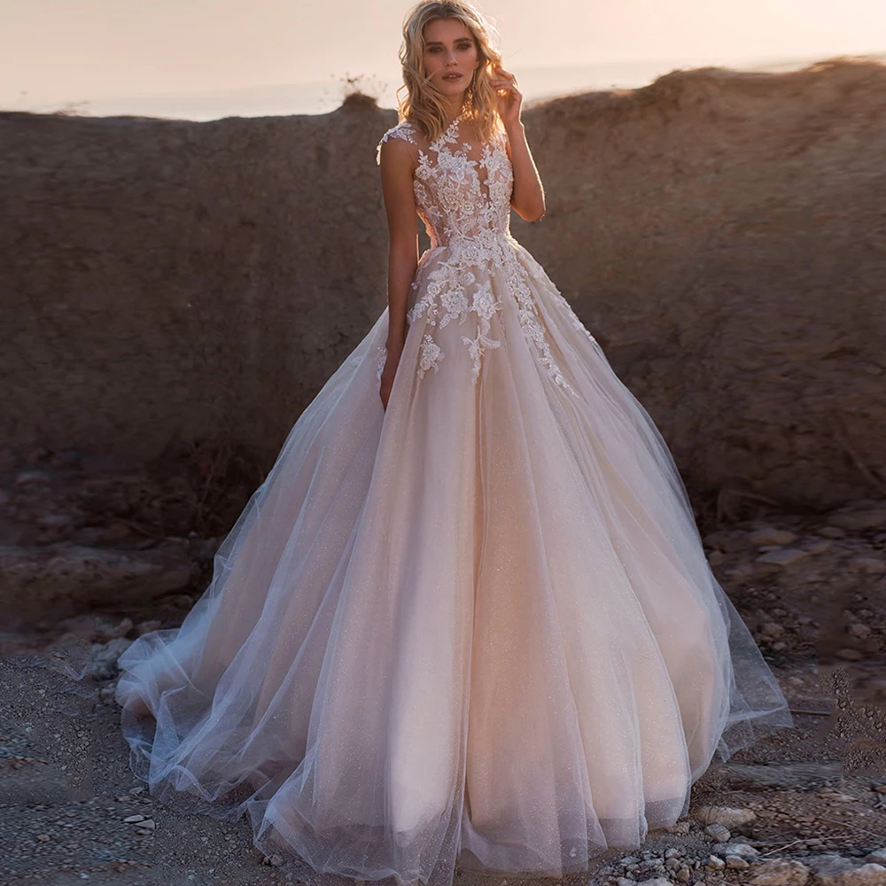 

Charming Sleeveless Wedding Dress A-Line O-neck Backless Button Lace Appliques Sweep Train Bridal Gowns 2021 Vestidos De Noivas