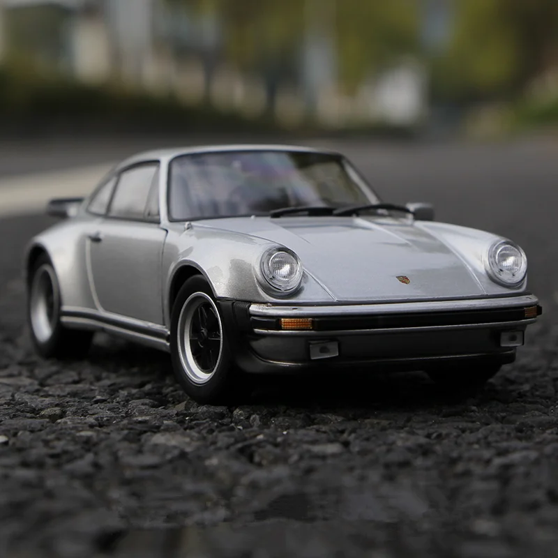 Welly 1:24 1974 Porsche 911 Turbo3.0 литого металла сплава модель игрушечный автомобиль 2 для