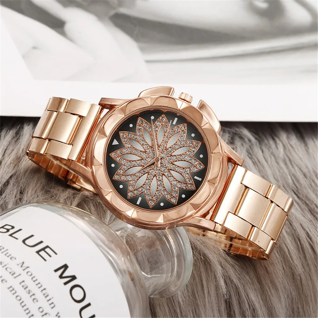 

Quartz Watches The Latest Top Ladies Steel Belt Watch Wild Lady Creative Fashion Gift Embossed Diamond-studded Women's Watch