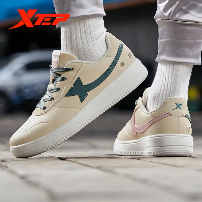 Xtep/женская повседневная обувь для скейтбординга Женская белая кожаная Удобные