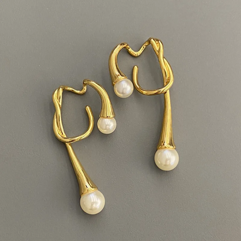 

Серьги-клипсы женские с искусственным жемчугом, золотистого цвета