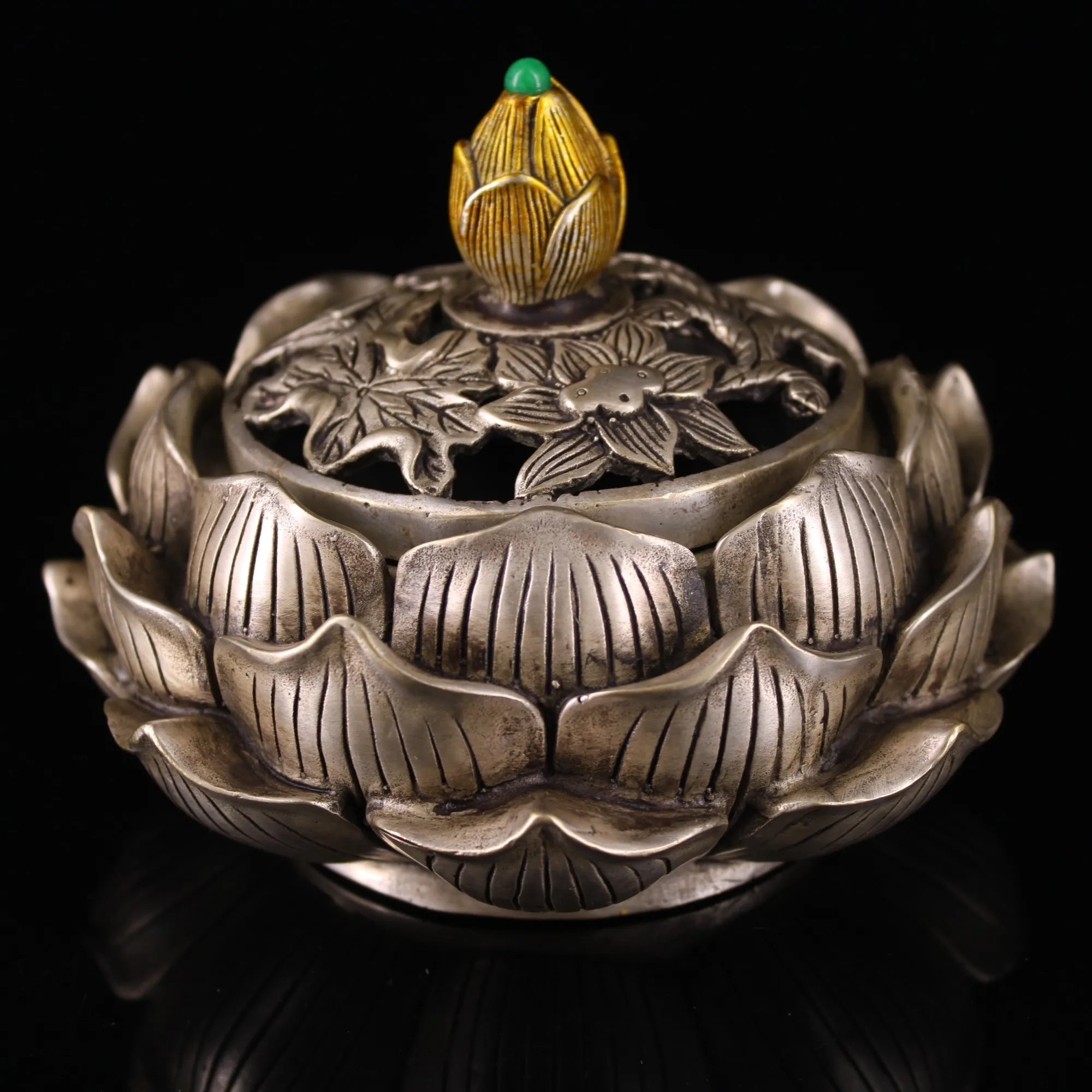 

wedding decoration Tibetan collection of old pure copper hand-crafted inlaid gem gilt gilt anemone incense burner