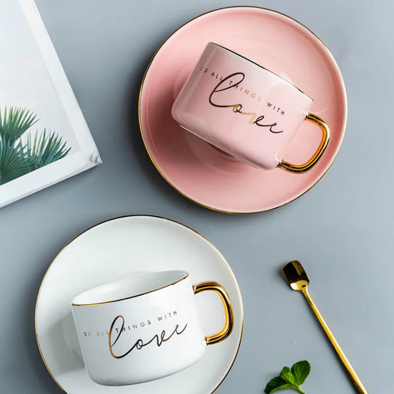Нордическая Современная розовая керамическая кофейная чашка с ложкой розовые