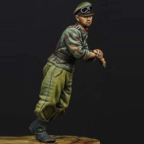 1/35 в сборке Набор фигурок из смолы танкер коммандер | Игрушки и хобби