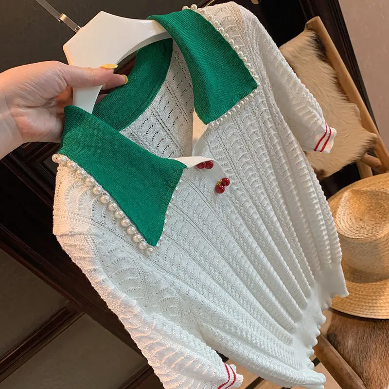 

Lapel contrast T-shirt women's 2021 summer new Korean style versatile Beaded hollow knitting top